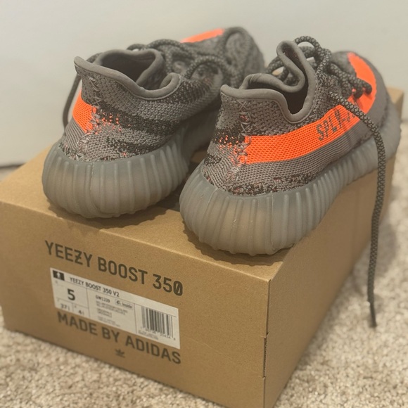 Adidas Yeezy Boost 350 V2 Beluga - Picture 1 of 3
